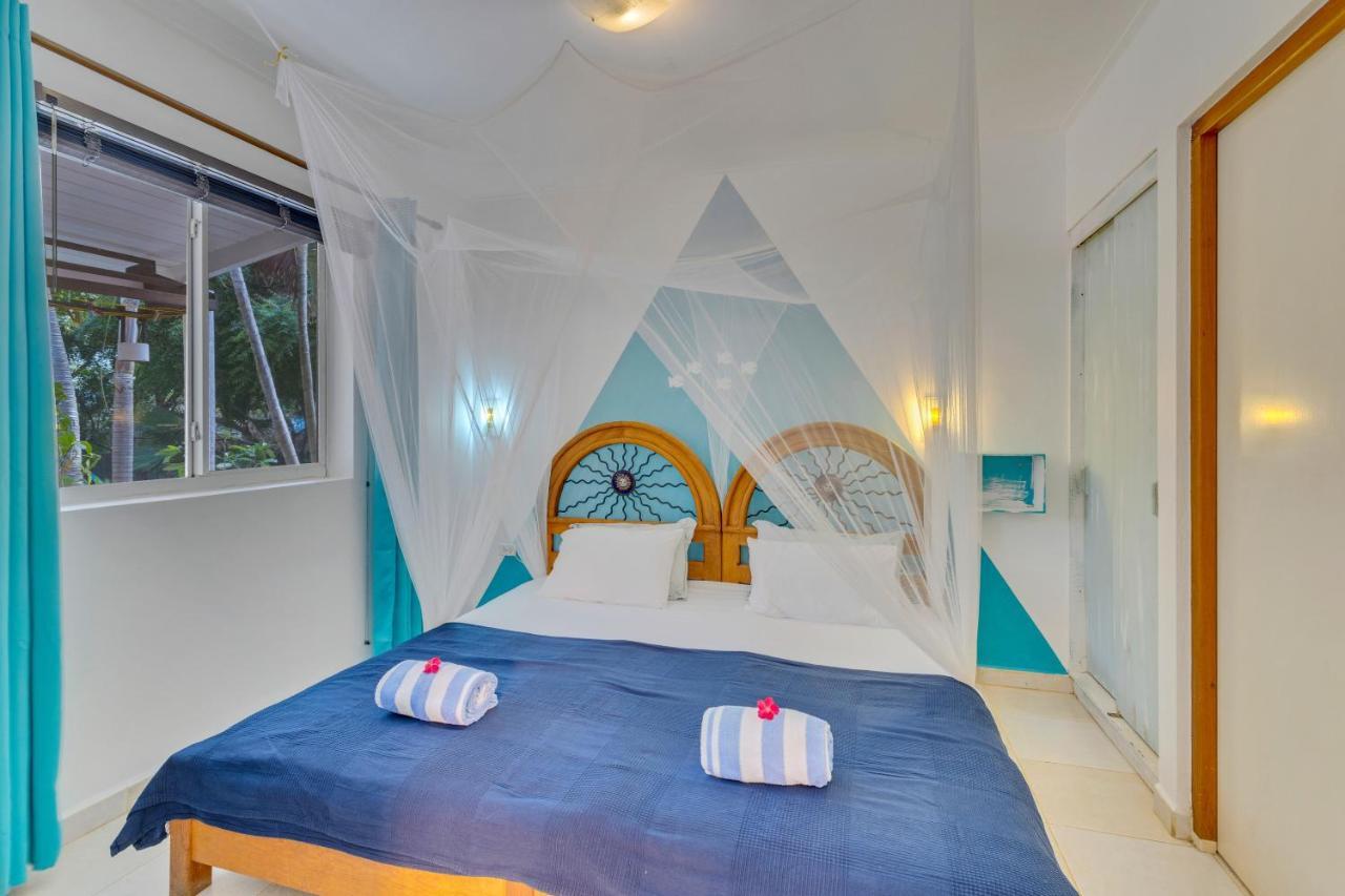 Tropical Divers Resort Кралендижк Екстериор снимка