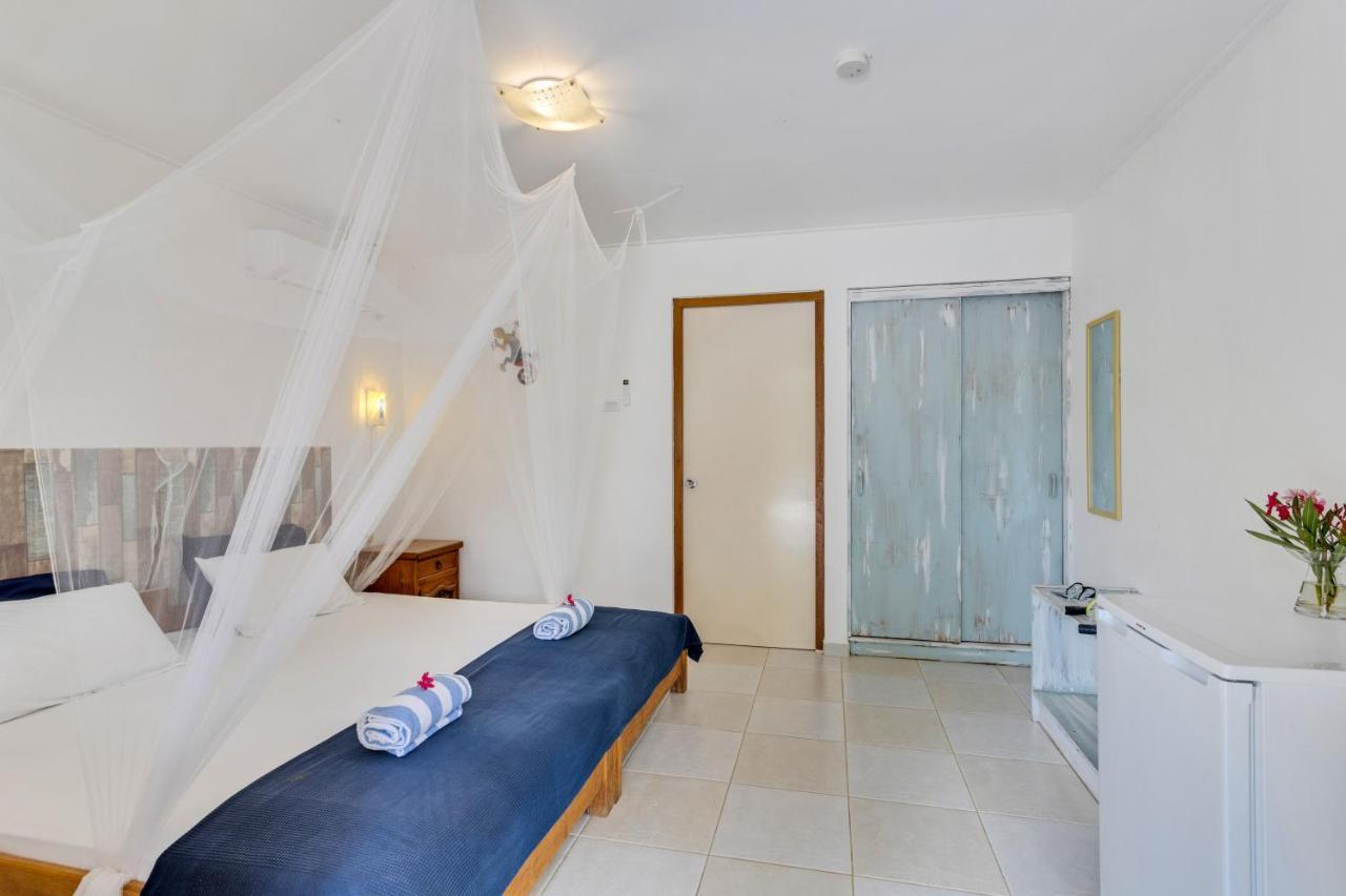 Tropical Divers Resort Кралендижк Екстериор снимка